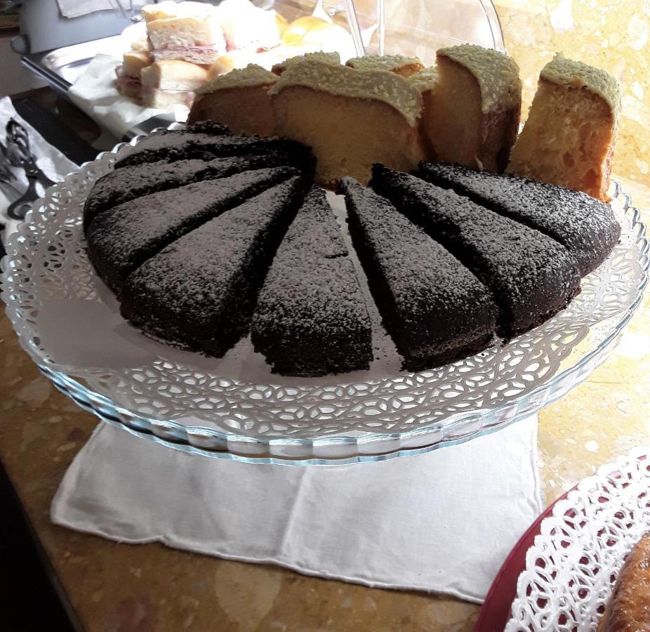 B&B Romeo SantʼArcangelo di Romagna Exteriör bild
