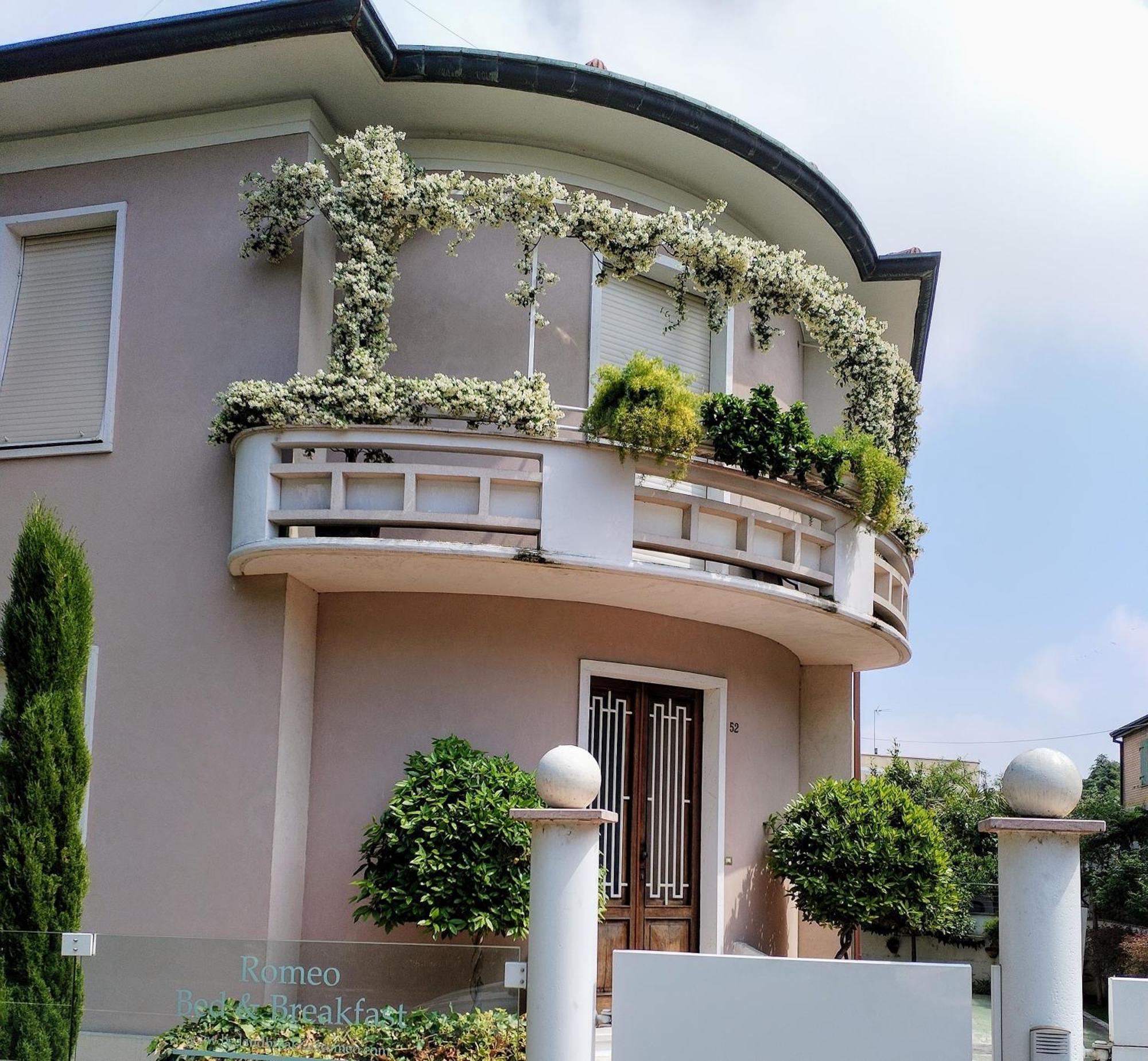 B&B Romeo SantʼArcangelo di Romagna Exteriör bild